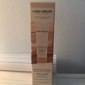 NEW Laura mercier tinted moisturizer “Vanille”